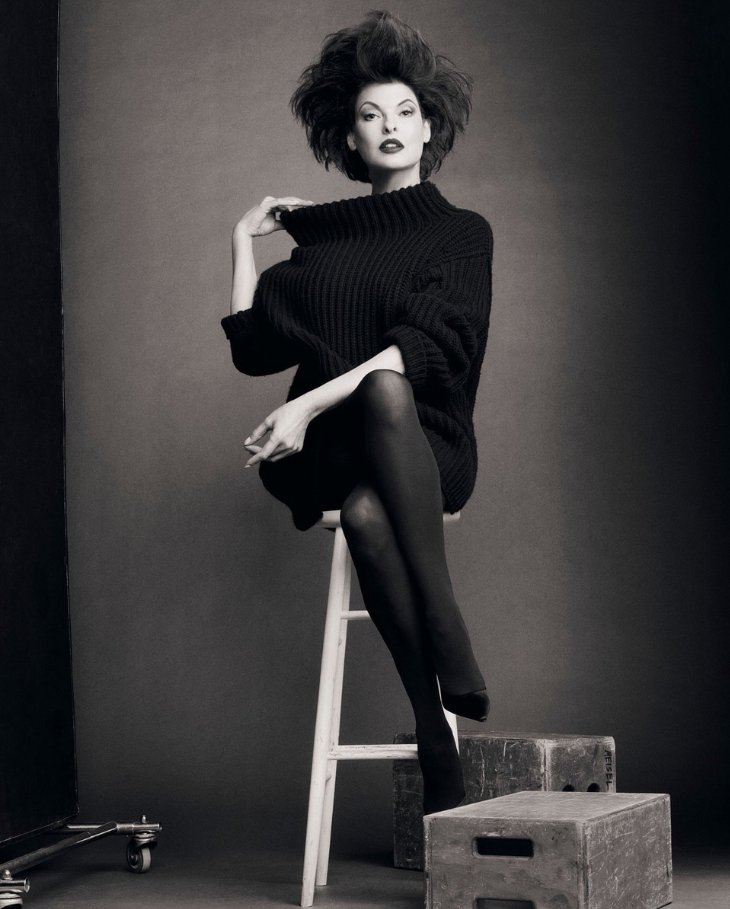 Hinh anh Siêu mẫu Linda Evangelista: Nữ hoàng của những bộ tóc ngắn 2