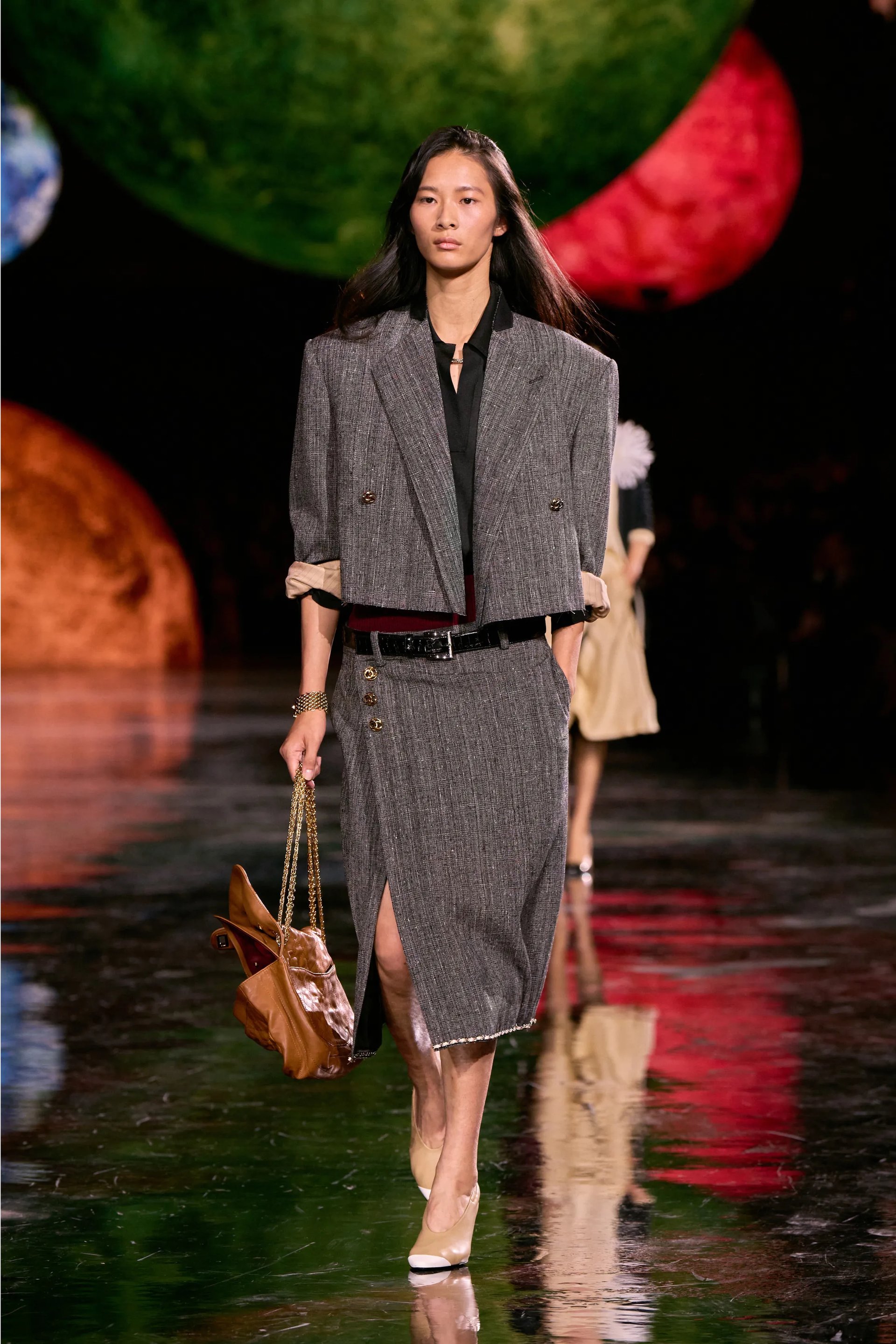 Hinh anh Chiếc áo sơ mi Boy Capel và câu chuyện tình phía sau Chanel RTW SS26 13