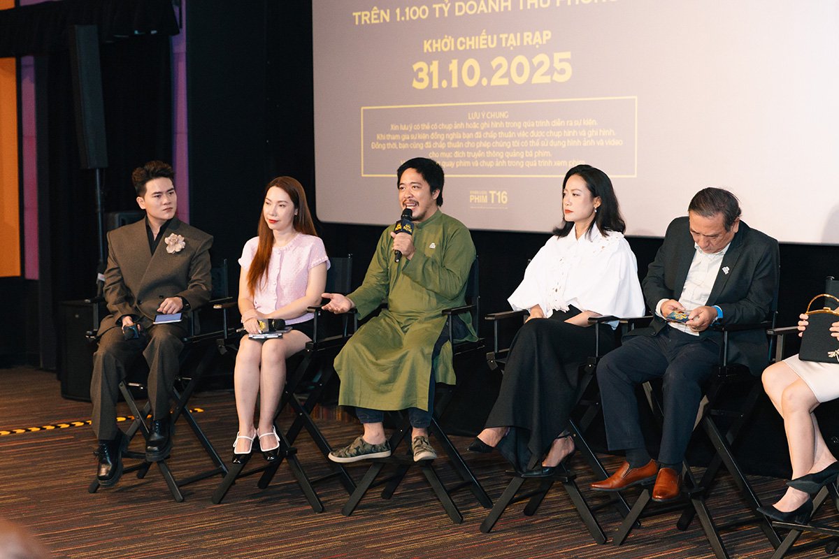 Biên kịch Nguyễn Thanh Bình (Bình Bồng Bột) chia sẻ trong buổi Premire Phá đám: Sinh nhật mẹ