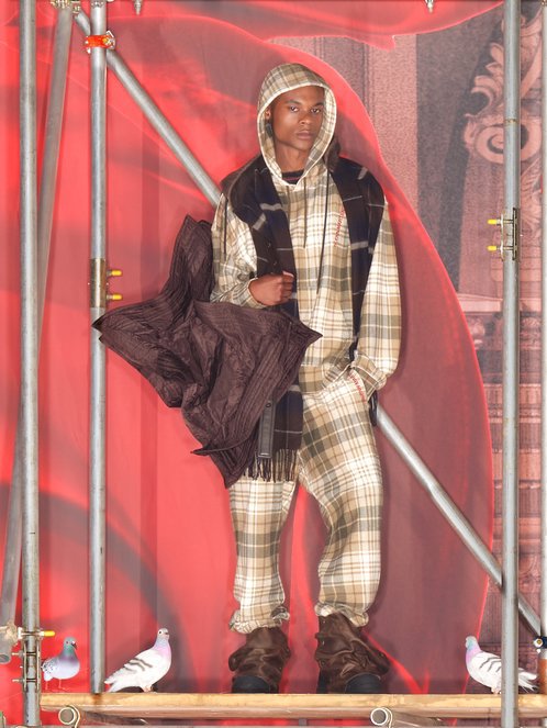 Hinh anh H&M gặp Glenn Martens: Một “đại gia đình” của cá tính và tự do sáng tạo 18