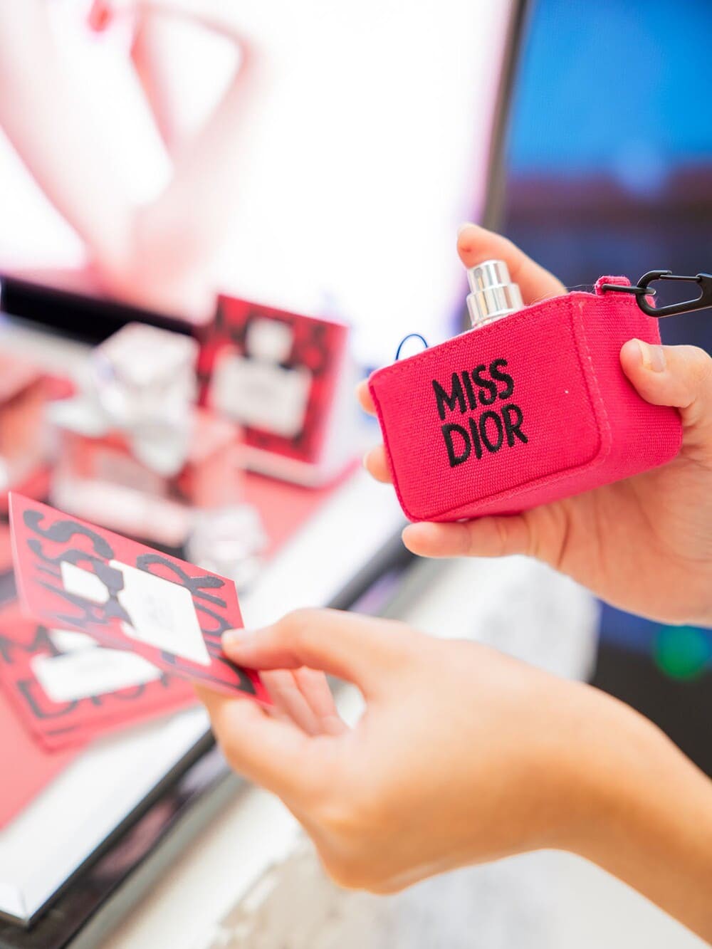 Hinh anh Miss Dior Essence: 'Cô em gái tự do' mang tinh thần Miss Dior 7