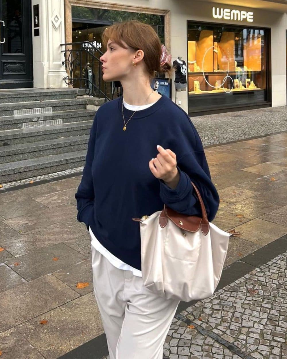 Hinh anh Tại sao ai cũng nên sở hữu túi Longchamp trong tủ? 10