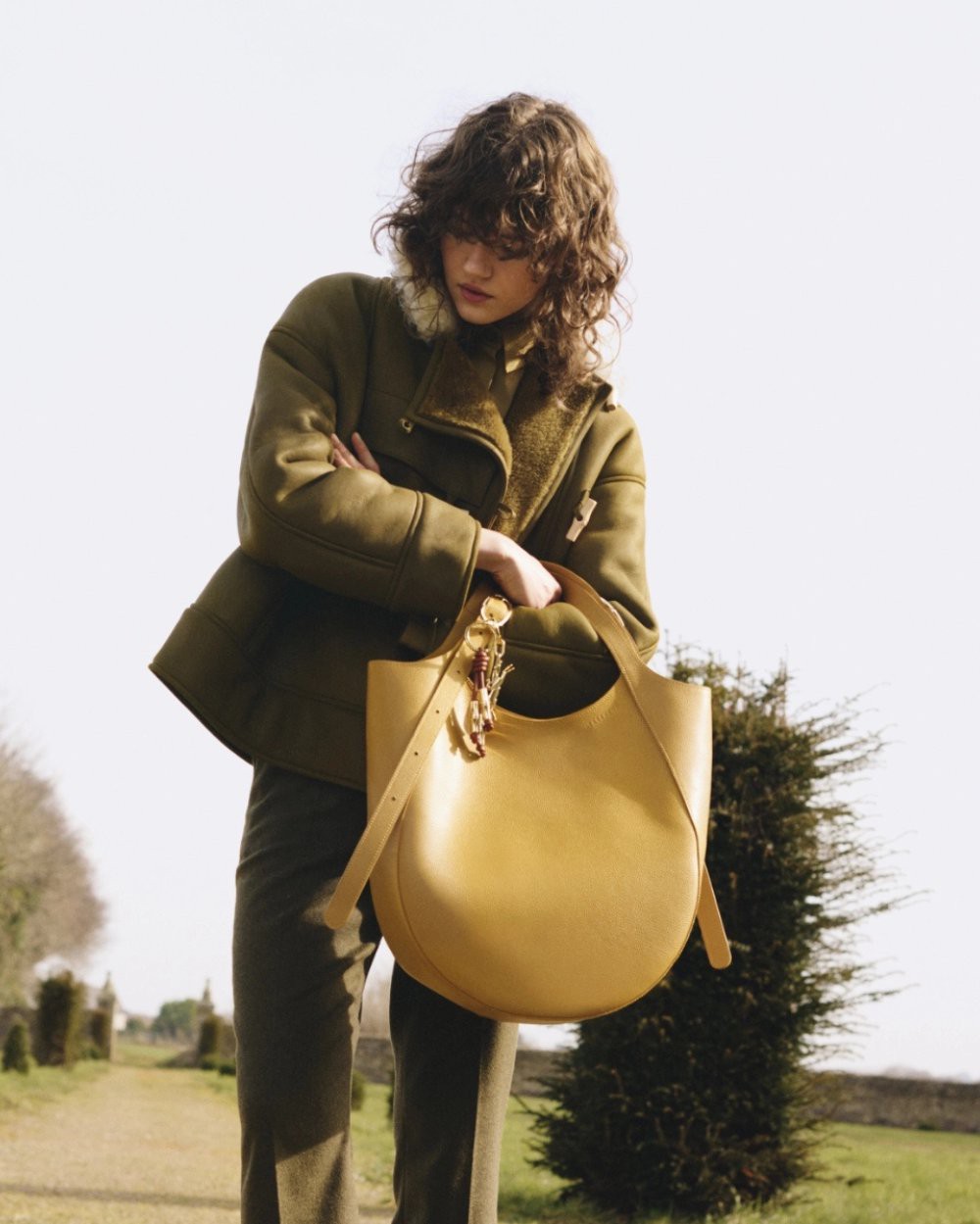 Hinh anh Tại sao ai cũng nên sở hữu túi Longchamp trong tủ? 8