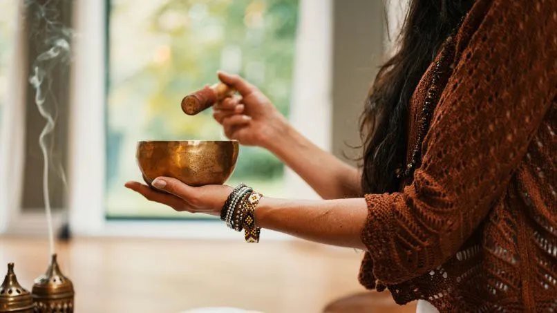 Hinh anh Chánh niệm - nghệ thuật sống chậm trong thế giới vội vã 7