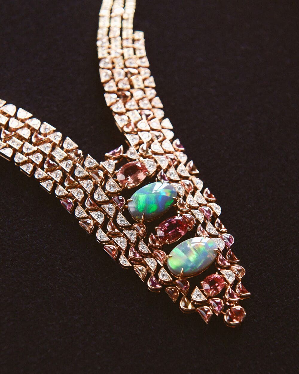 Hinh anh Chiêm ngưỡng 8 tuyệt phẩm 'En Équilibre' của Cartier 6