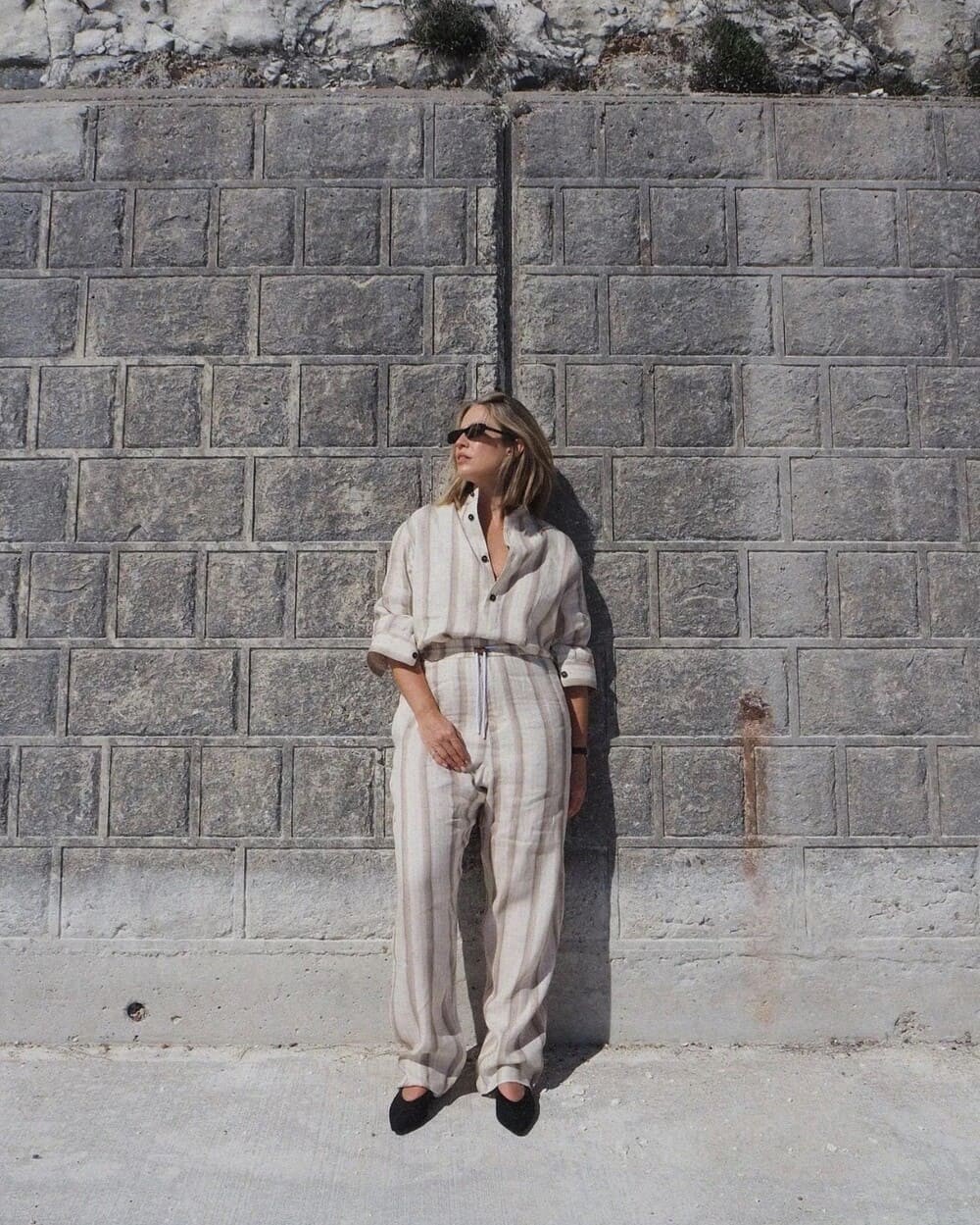 Hinh anh Grandma shoes: Kiểu giày lý tưởng cho diện mạo Thu Đông 2025 3