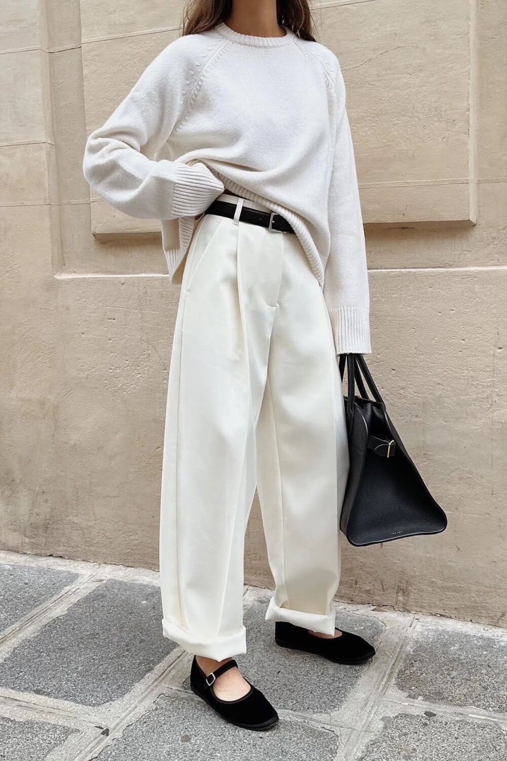 Hinh anh Grandma shoes: Kiểu giày lý tưởng cho diện mạo Thu Đông 2025 9