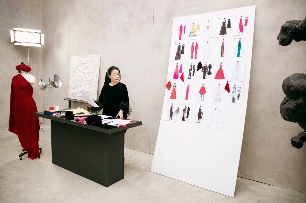 Hinh anh Giữa nhung lụa và ánh sáng Paris 1