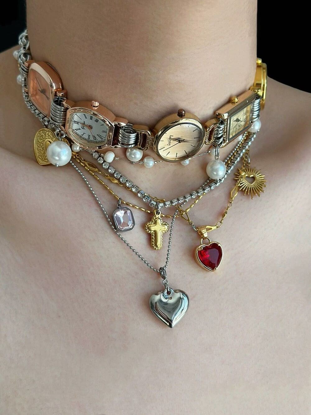 Hinh anh Cơn nghiện phụ kiện: Vì sao thời trang tối giản lại sinh ra chủ nghĩa tối đa? 2