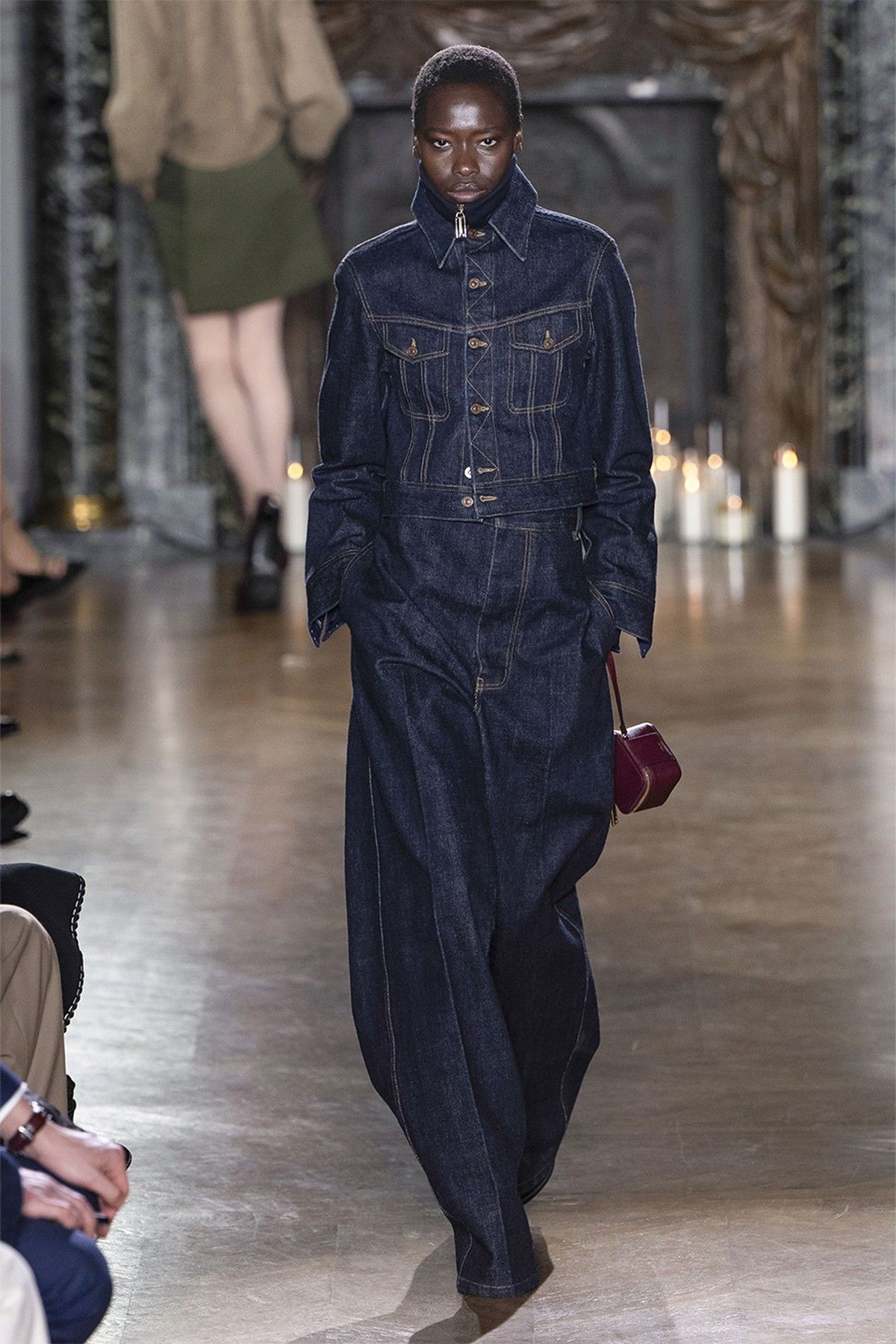 Hinh anh Hướng dẫn chọn mua mẫu quần jeans chân ái 18