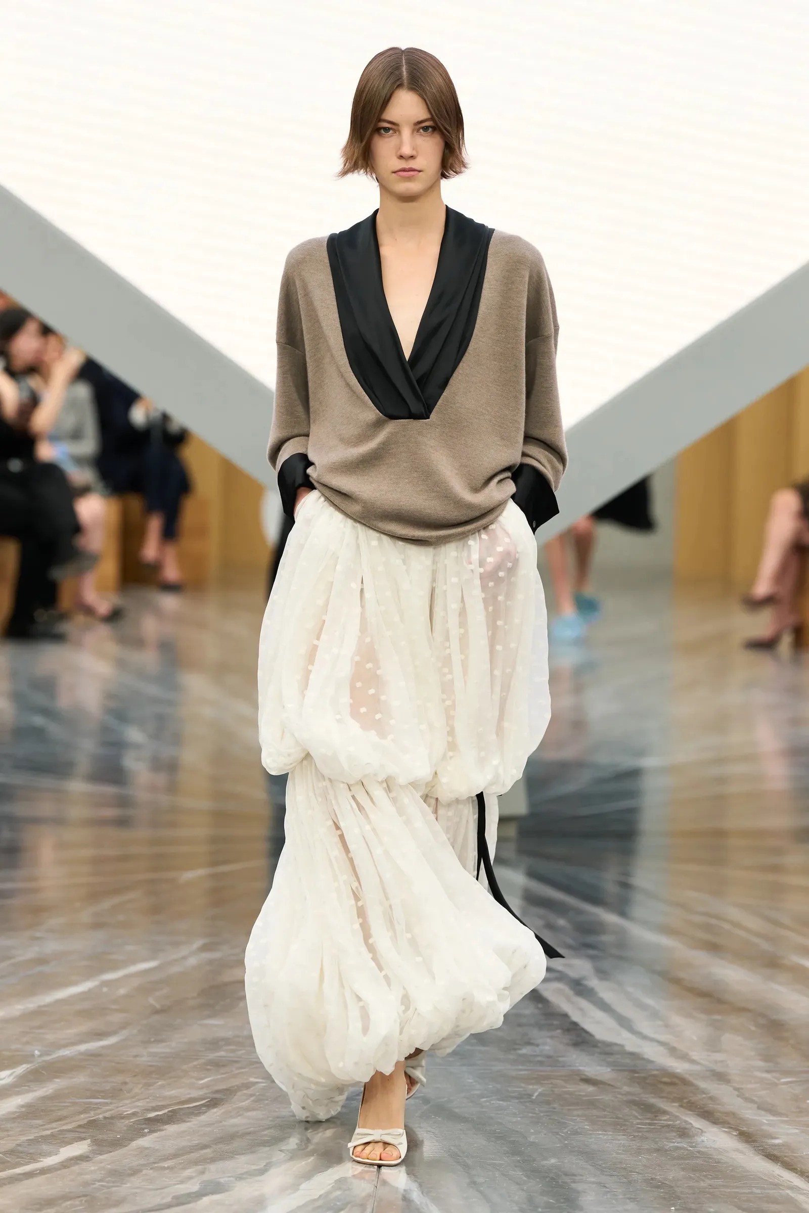 Hinh anh Đón mùa lạnh về: 7 kiểu phối đồ để mặc đẹp mỗi ngày 7