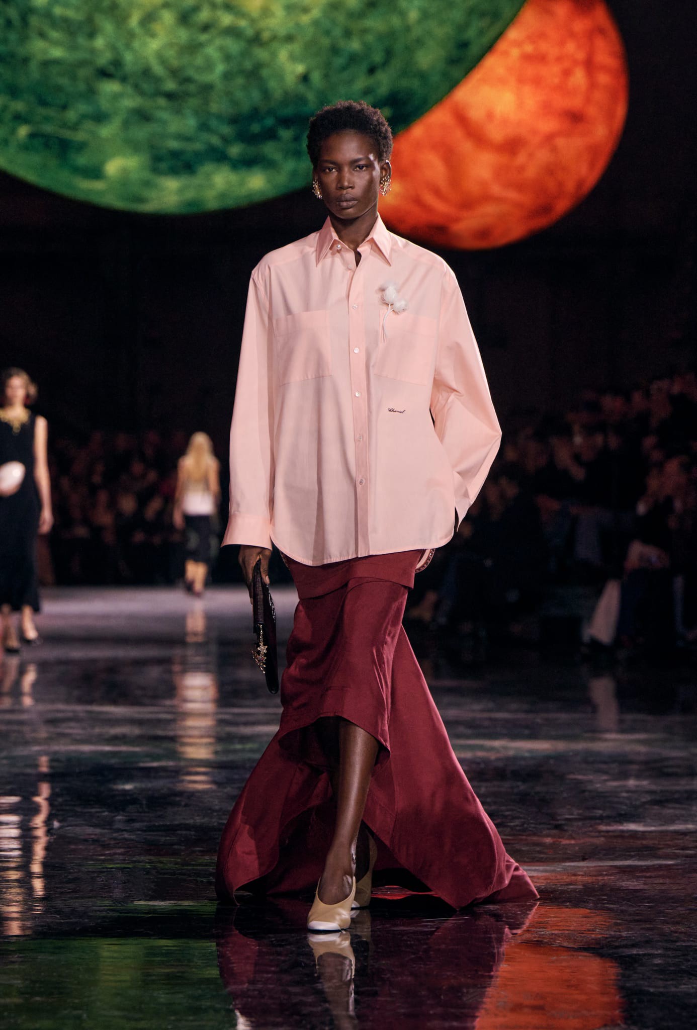 Hinh anh Matthieu Blazy: Hình hài của “kỷ nguyên mới” tại CHANEL  3