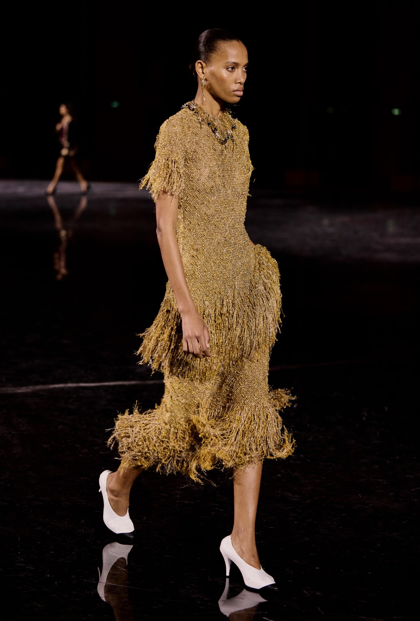 Hinh anh Matthieu Blazy: Hình hài của “kỷ nguyên mới” tại CHANEL  8