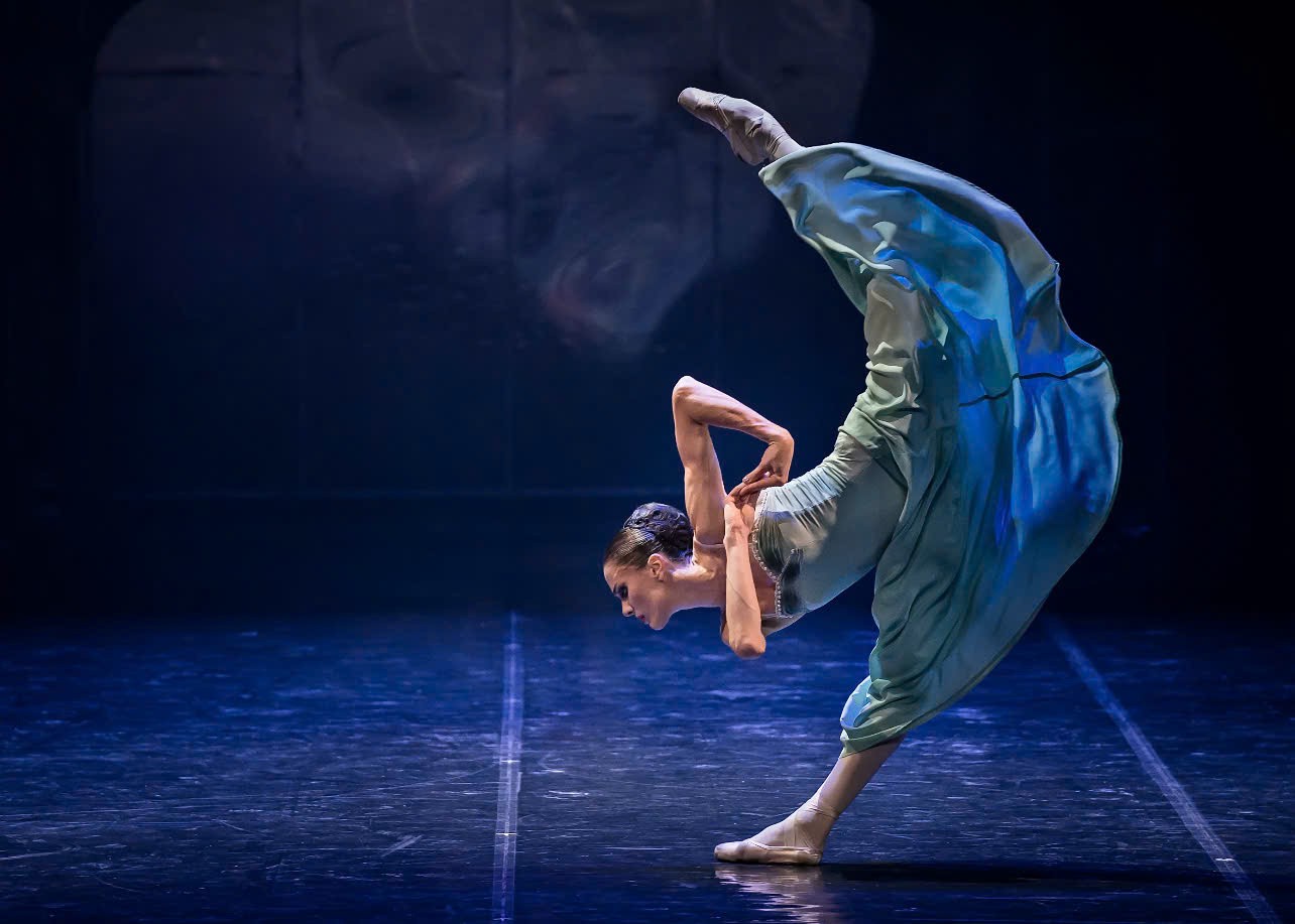 Hinh anh Vở ballet 'Anna Karenina': Nghệ thuật hình thể phơi bày khát vọng tự do của người phụ nữ 2