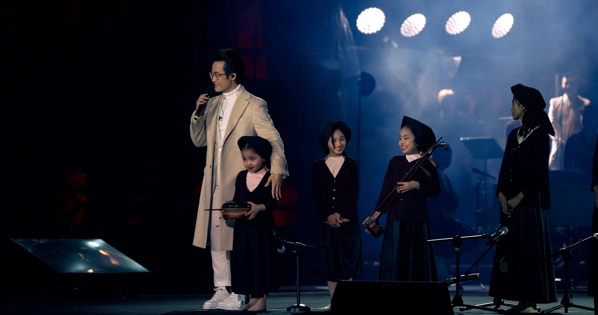 Hinh anh 'Chân Trời Rực Rỡ' của Hà Anh Tuấn ra mắt màn ảnh rộng 1