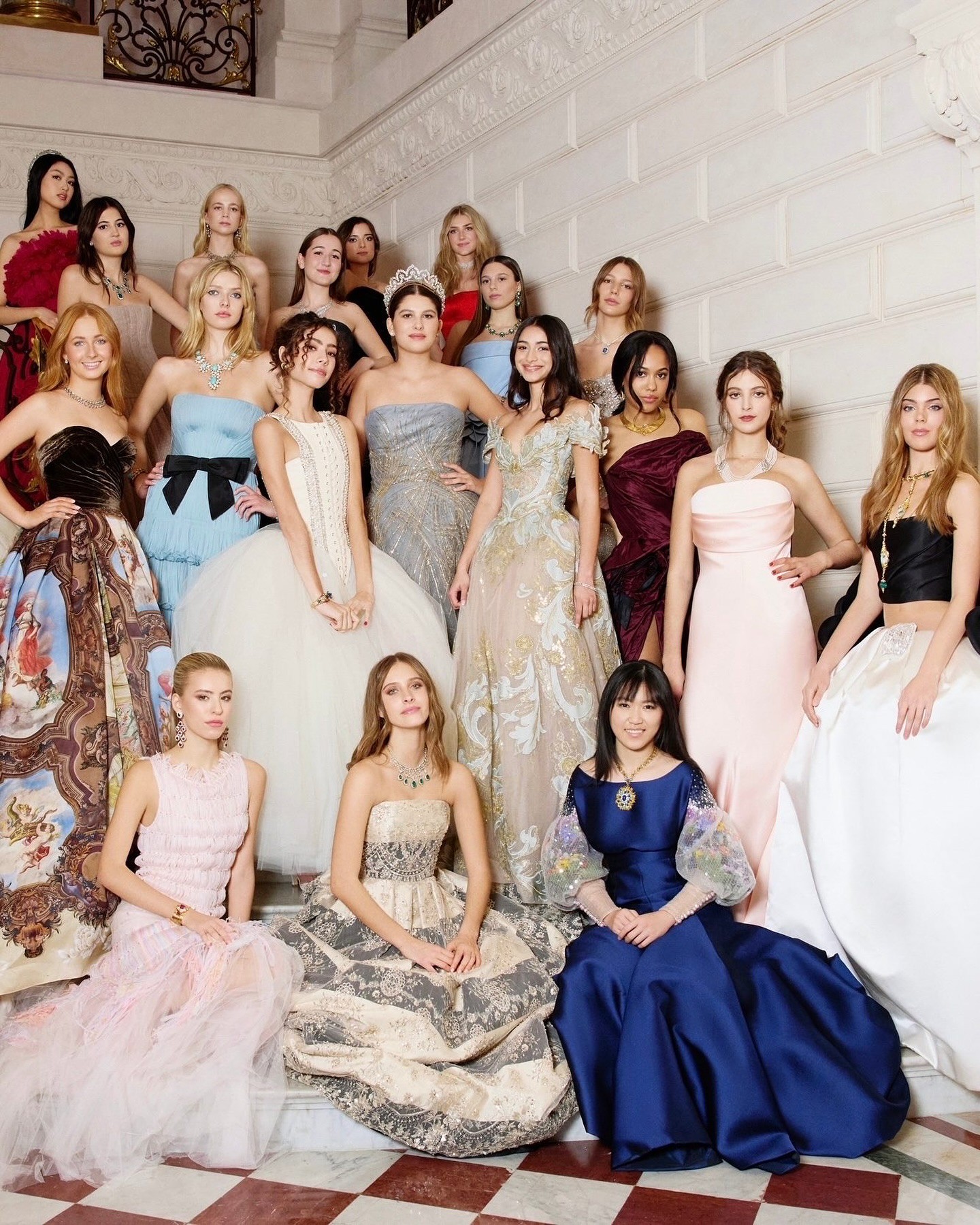 Hinh anh Điều gì khiến Le Bal des Débutantes trở thành giấc mơ của mọi tiểu thư ưu tú? 12