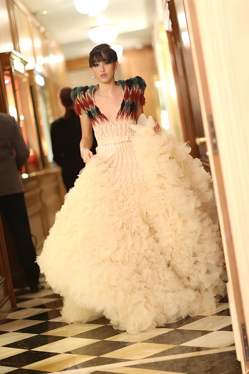 Hinh anh Điều gì khiến Le Bal des Débutantes trở thành giấc mơ của mọi tiểu thư ưu tú? 1