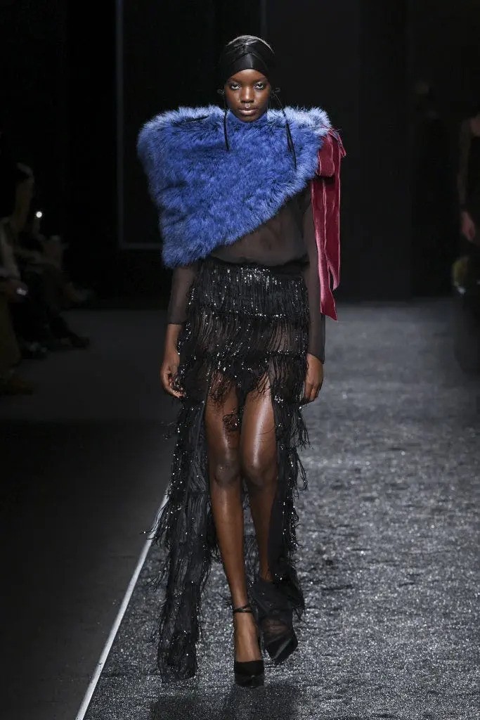 Hinh anh Chất liệu lông thú: Tuyên ngôn xa hoa của thời trang mùa lạnh 8