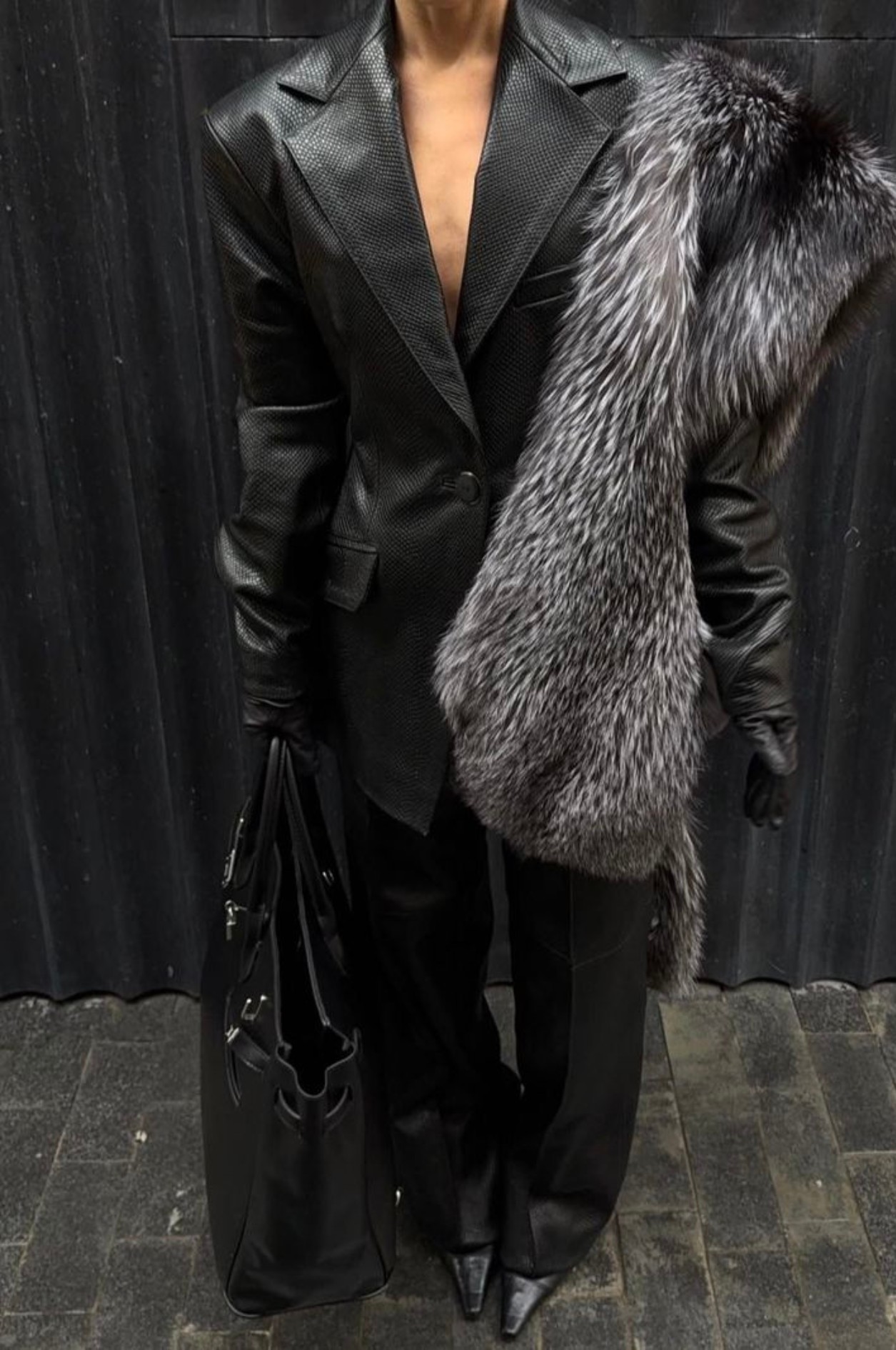 Hinh anh Chất liệu lông thú: Tuyên ngôn xa hoa của thời trang mùa lạnh 20