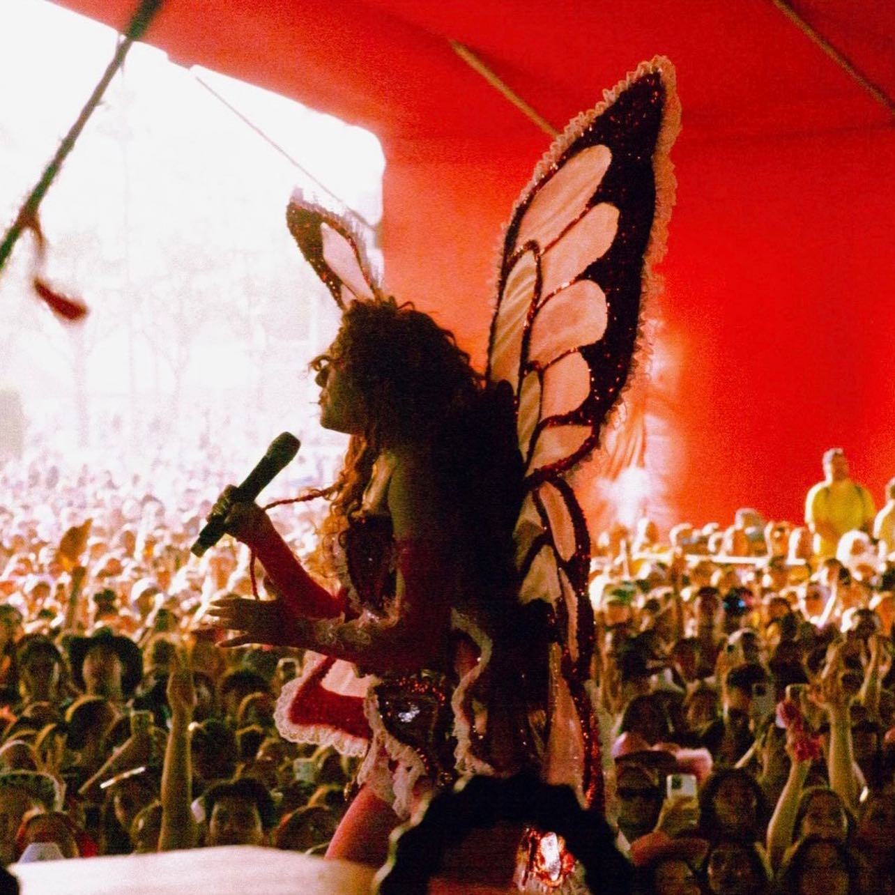 Hinh anh Dự đoán xu hướng thời trang 2026: Khi thẩm mỹ phản chiếu tâm trạng thời đại 24