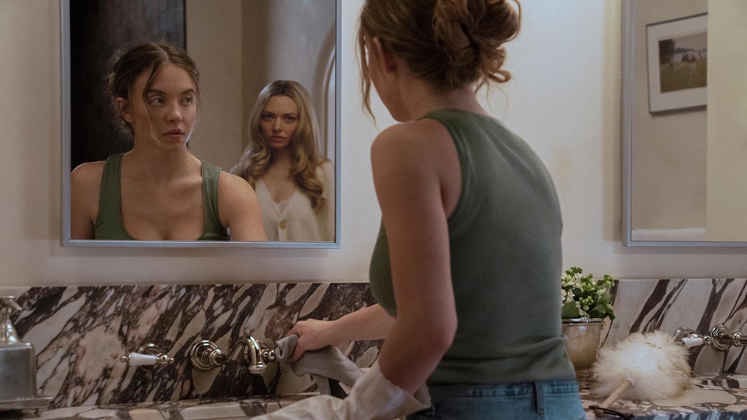 Hinh anh Review phim ‘The Housemaid’: Khi hai nữ thần Hollywood Amanda Seyfried và Sydney Sweeney đối đầu 7