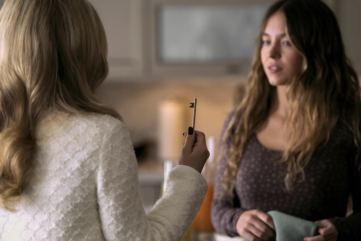 Hinh anh Review phim ‘The Housemaid’: Khi hai nữ thần Hollywood Amanda Seyfried và Sydney Sweeney đối đầu 1