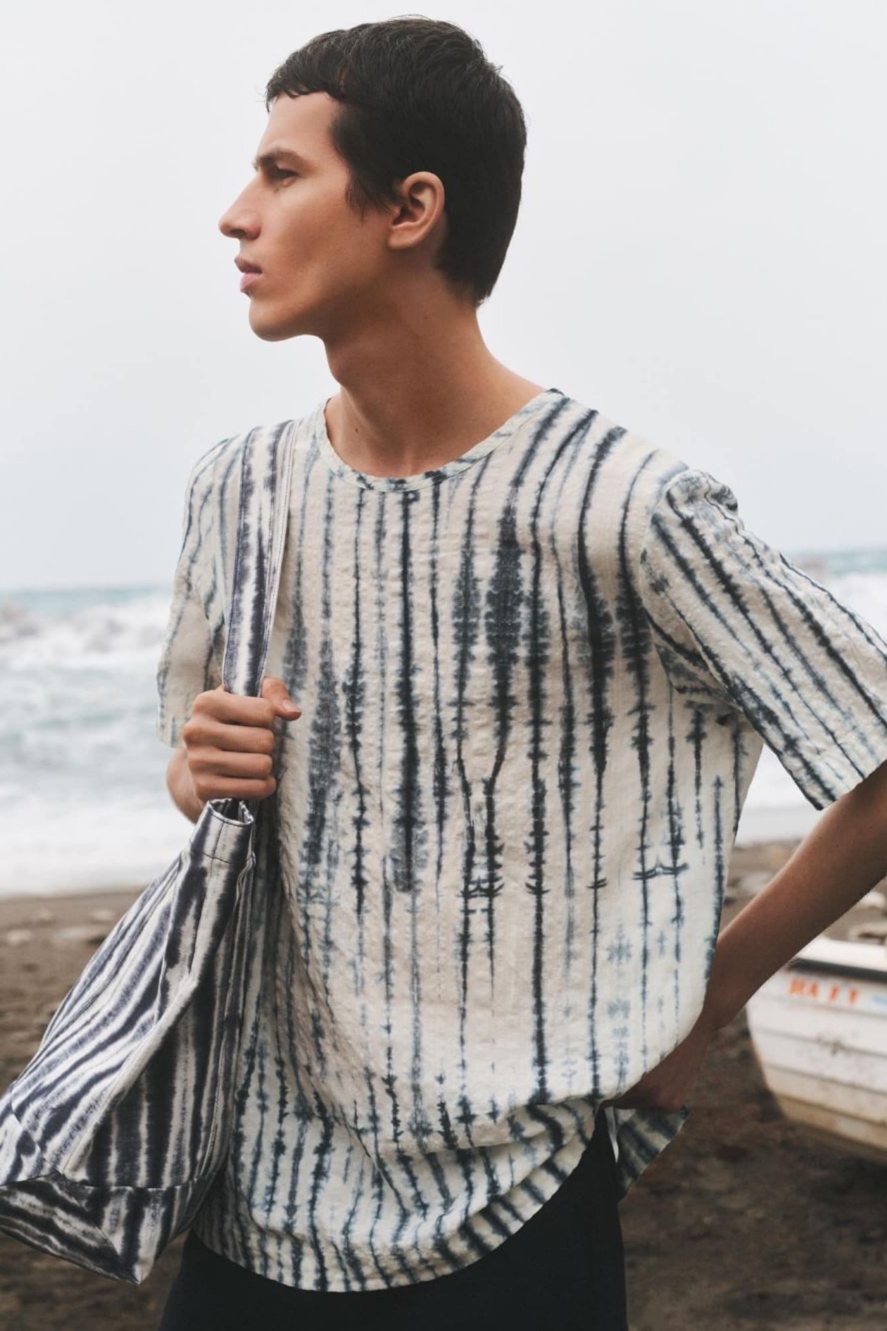 Hinh anh COS: Ngôi sao đang lên của thời trang đương đại 10