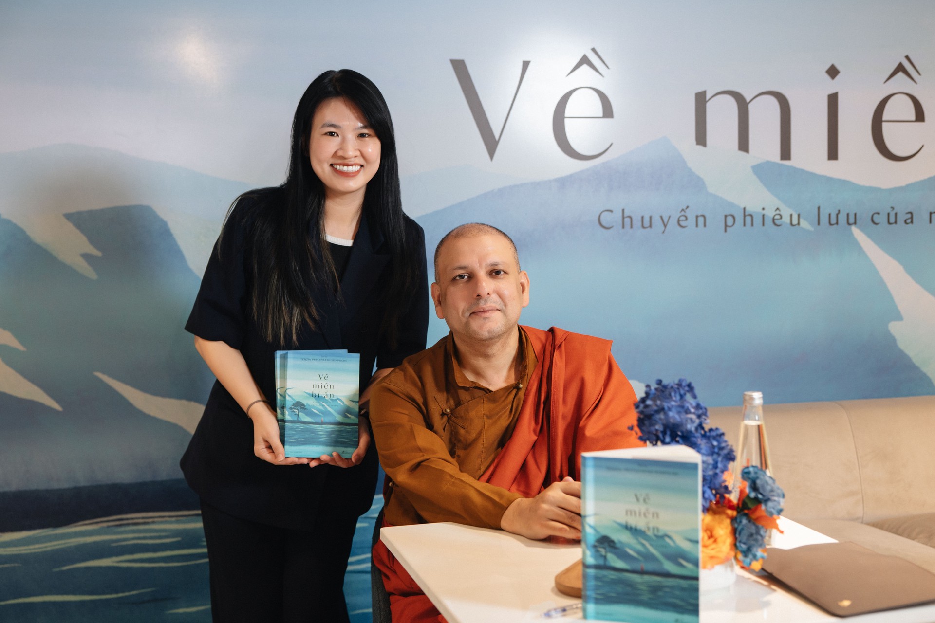 Hinh anh Sách hồi ký 'Về miền bí ẩn': Lời gọi trong mơ dẫn lối một đời phi thường 5