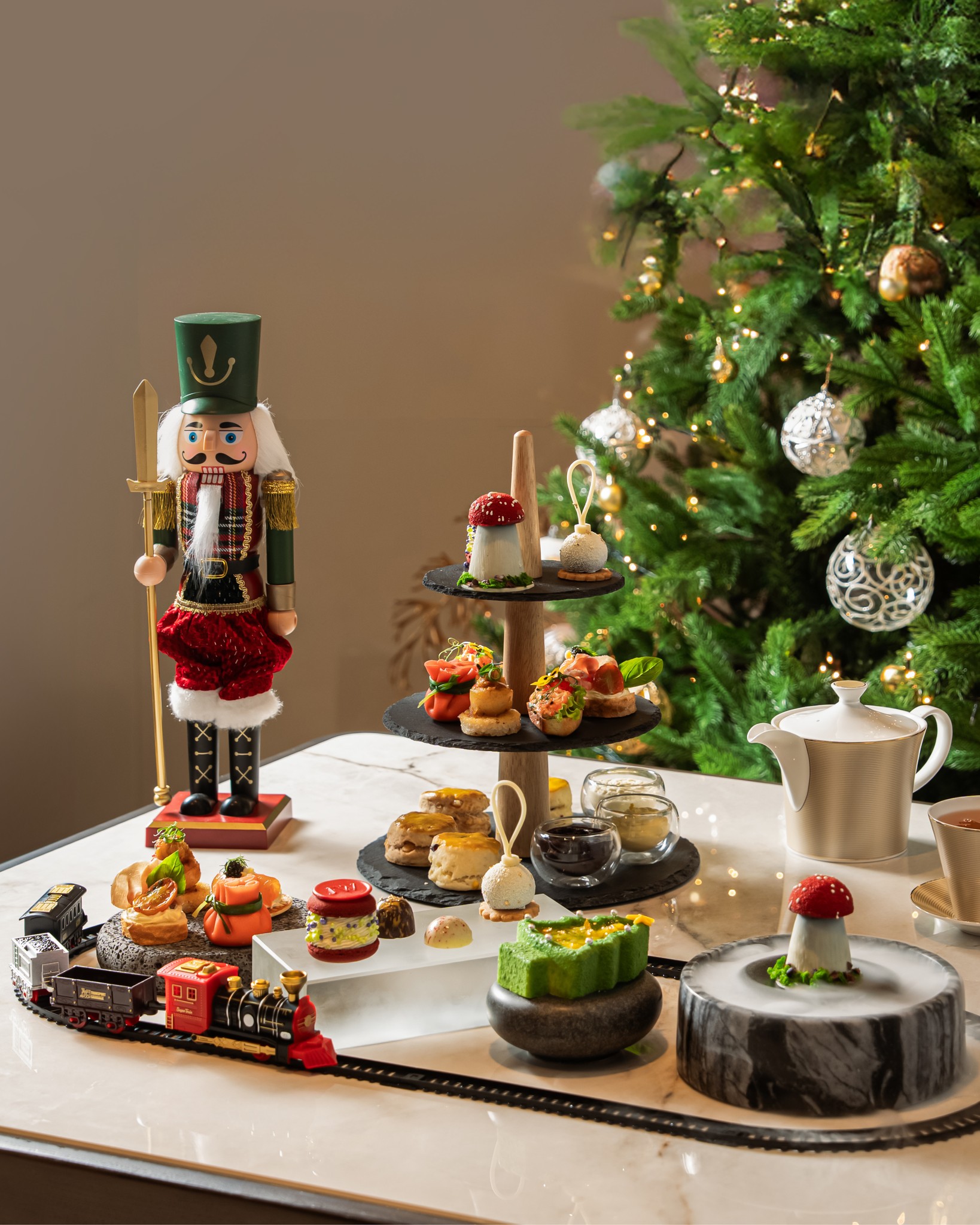 trải nghiệm tiệc trà chiều tinh tế