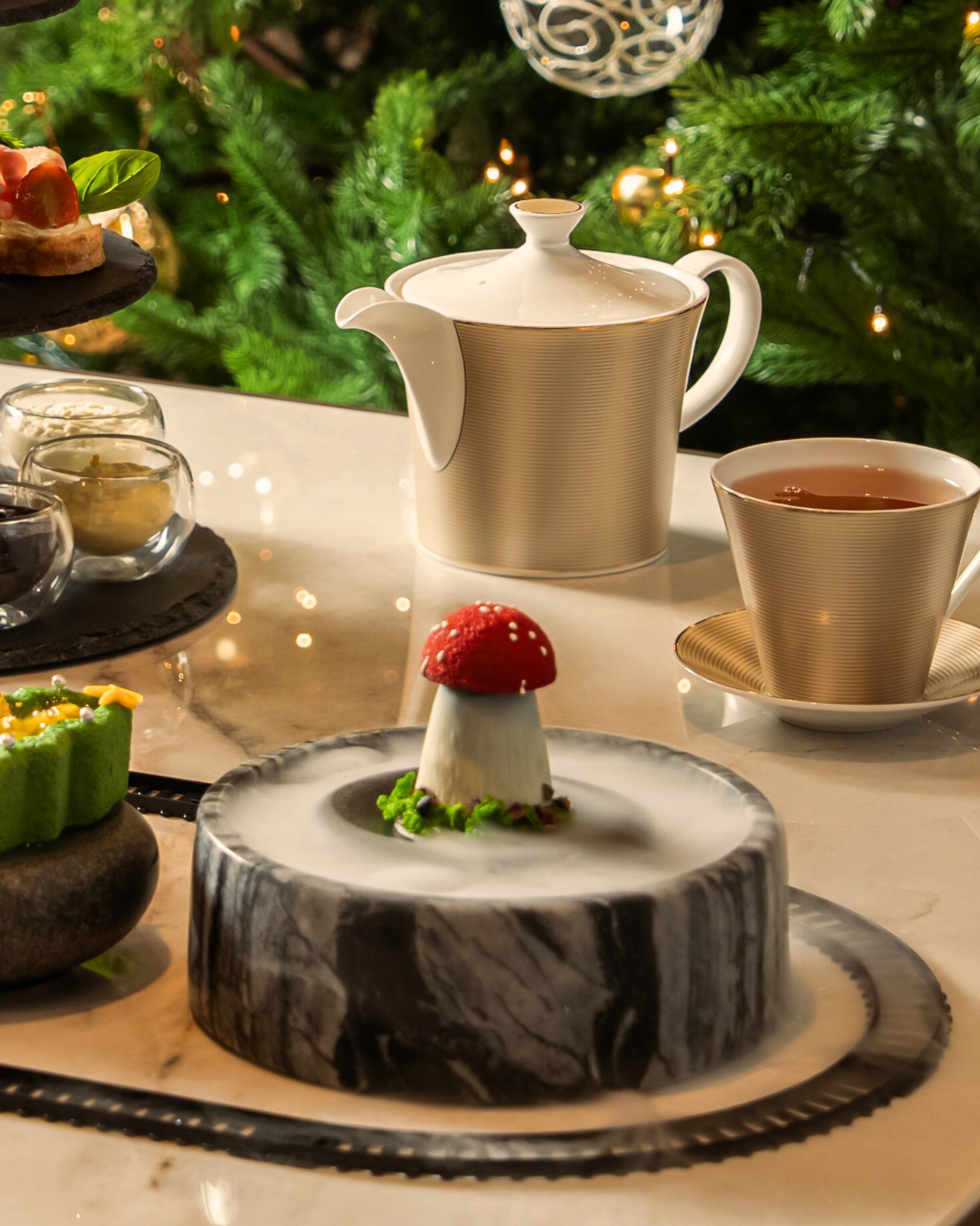 trải nghiệm tiệc trà chiều tinh tế