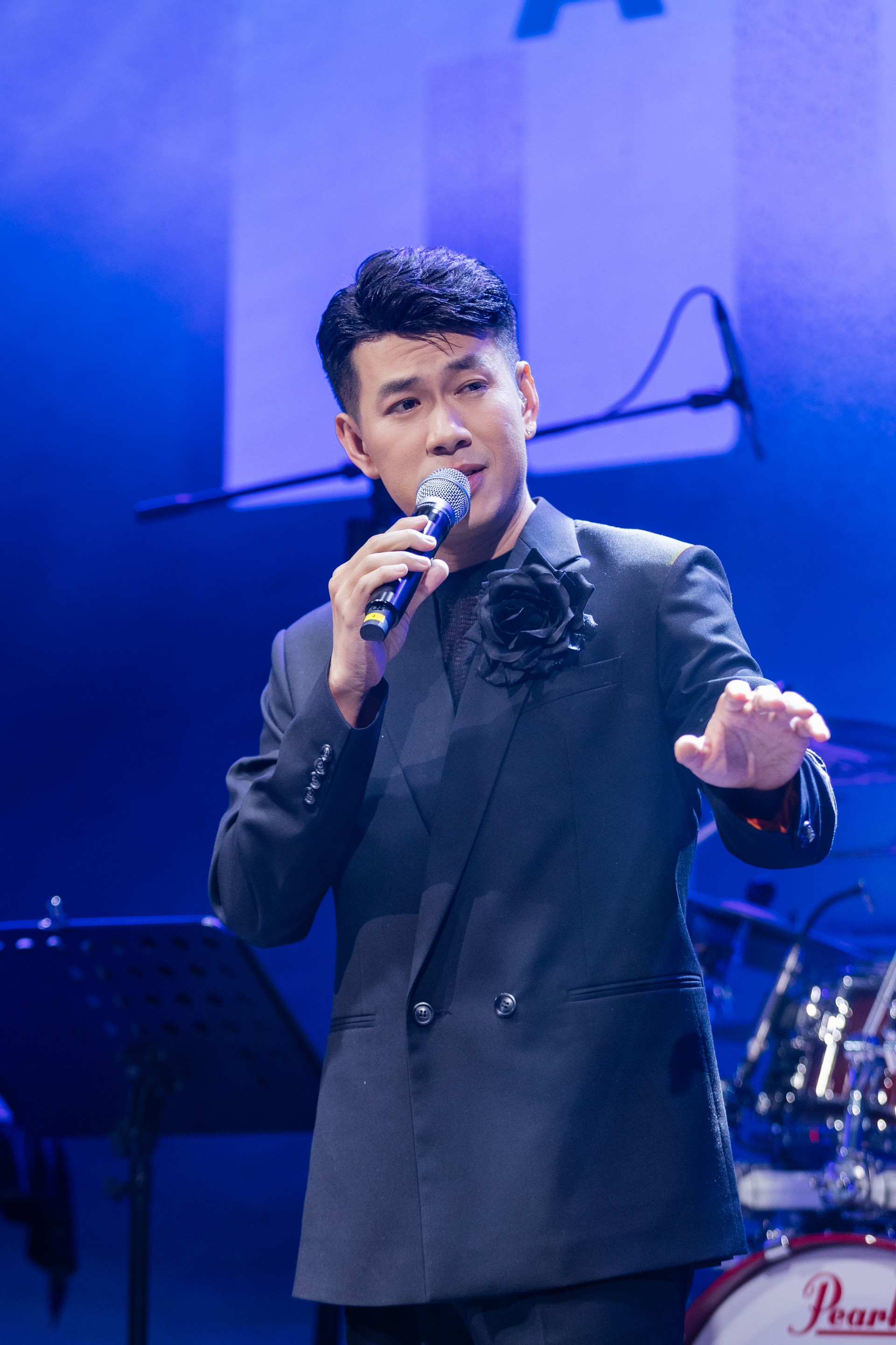 Hinh anh "Đã nhiều năm tôi che dấu đi những hoài nghi chính mình 1