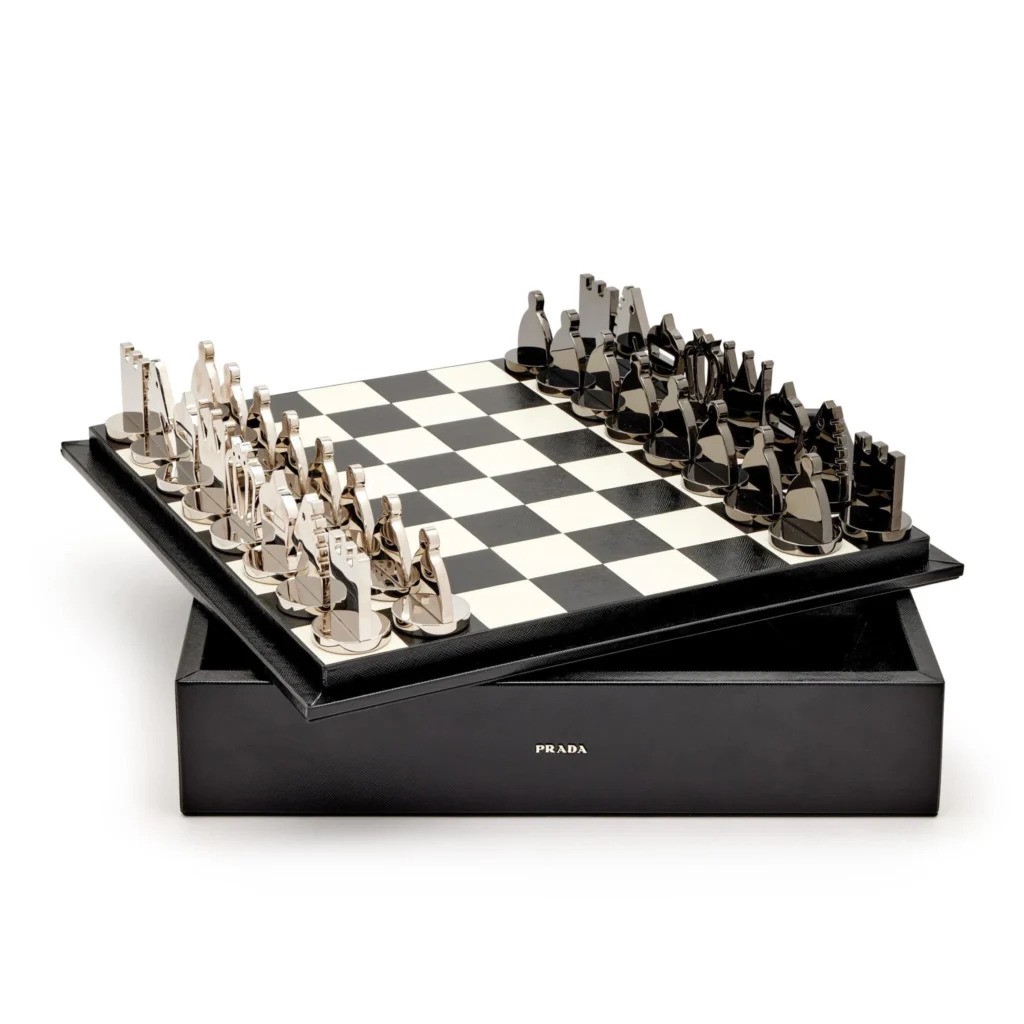 Hinh anh Board game: Khi giới thời trang xa xỉ “chơi” theo luật mới 11