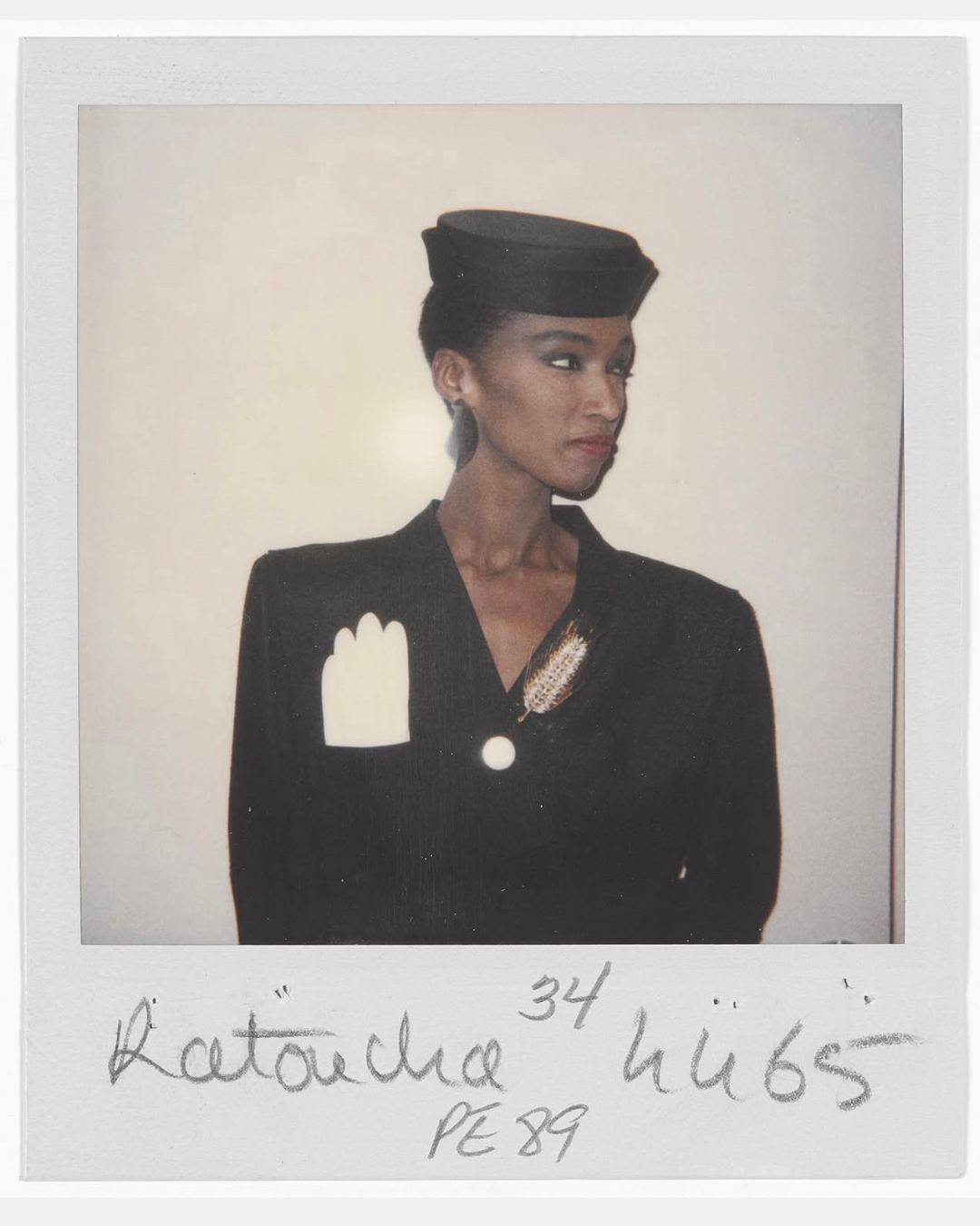 Hinh anh Bán lại ký ức: Chiến lược kho lưu trữ đang định hình thời trang đương đại 3