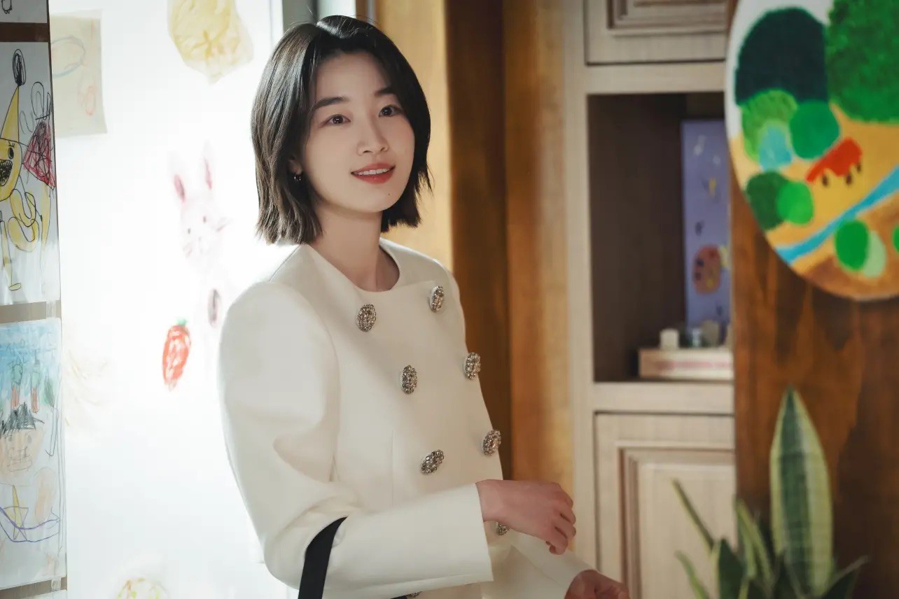 Hinh anh Review phim 'Surely Tomorrow': Kịch bản quen có đủ sức giữ nhiệt Park Seo Joon? 5