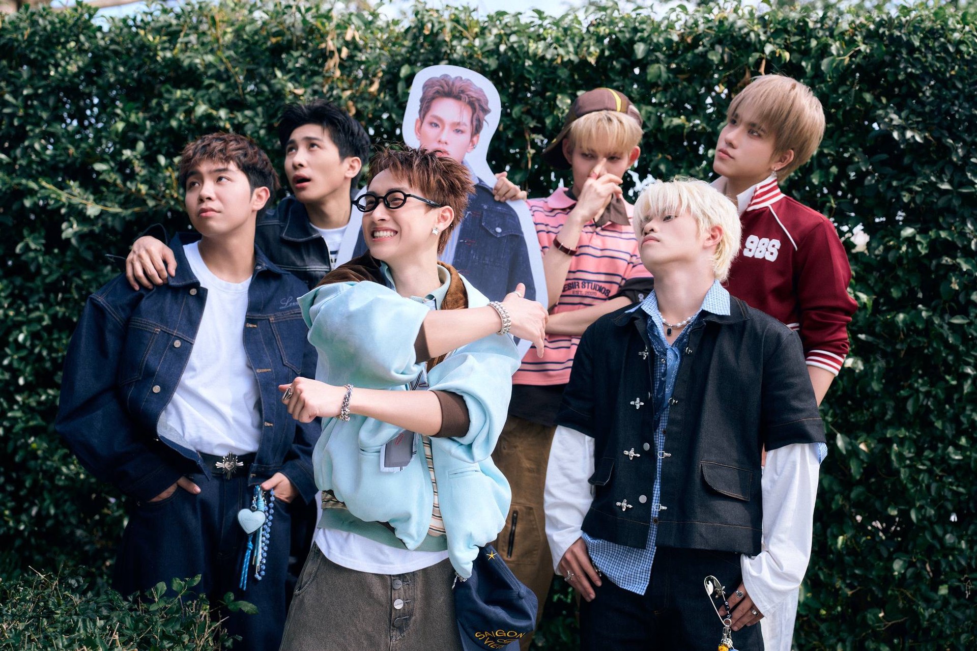 Đâu mới là mô hình thần tượng Vpop thế hệ mới?