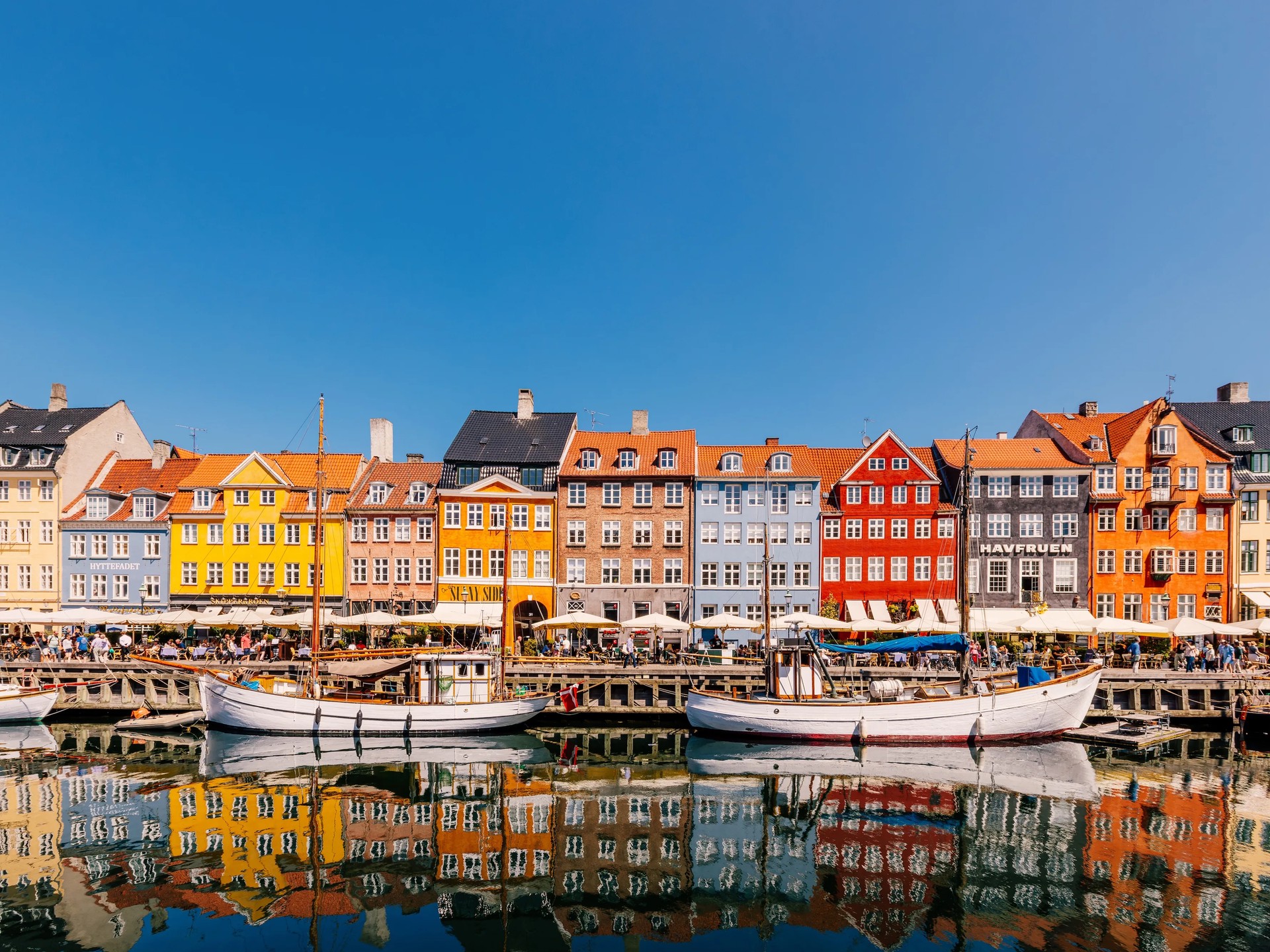 Hinh anh Độc hành giữa lòng châu Âu: 6 thành phố lý tưởng cho phụ nữ du lịch một mình 2