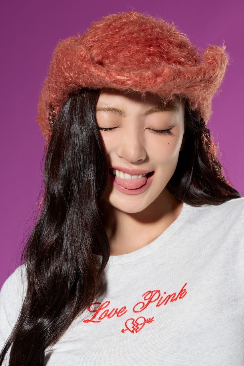 Hinh anh Các chiến dịch Valentine 2026: Khi thời trang kể chuyện yêu theo ngôn ngữ nữ giới 13