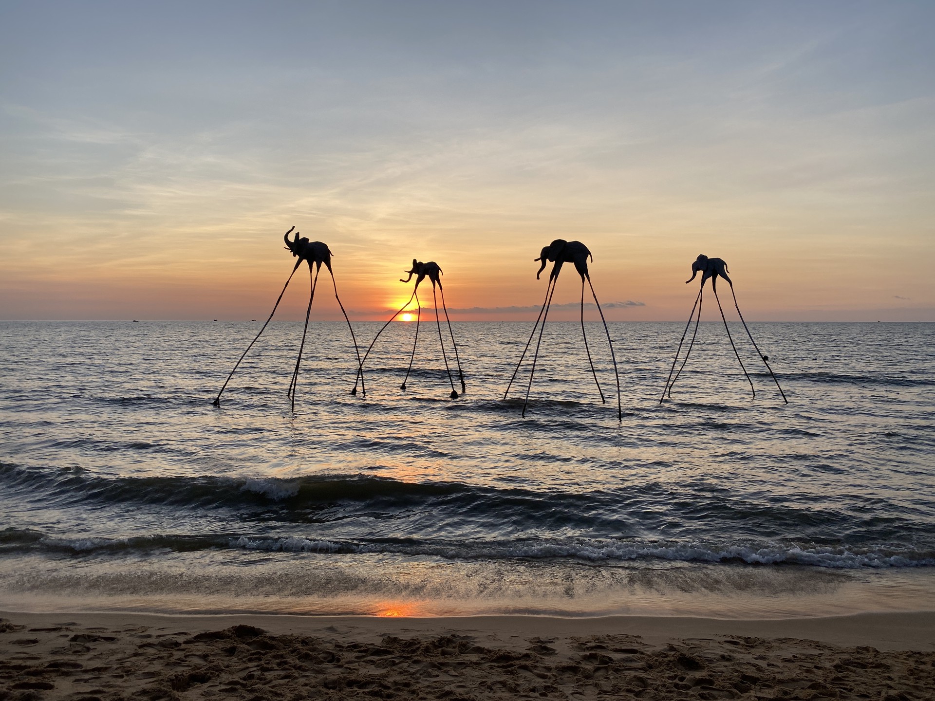 Hinh anh Phú Quốc mùa đẹp nhất: Sức hút từ những con đường ngập nắng 7