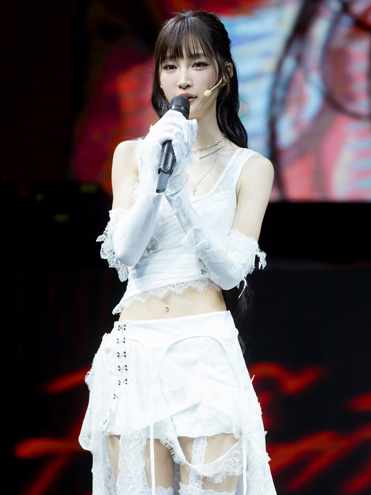 Hinh anh Juky San gom những 'trái chín cảm xúc' vào album đầu tay 'Đẫm Tình' 2