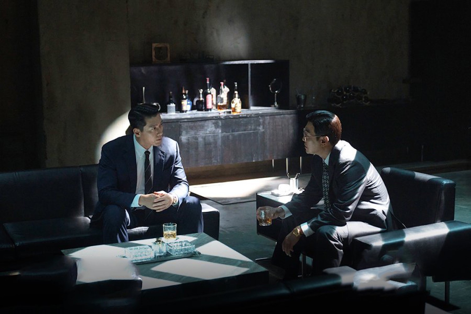 Hinh anh Review phim ‘Made in Korea’: Bom tấn tái xuất của Hyun Bin có gì hấp dẫn? 4