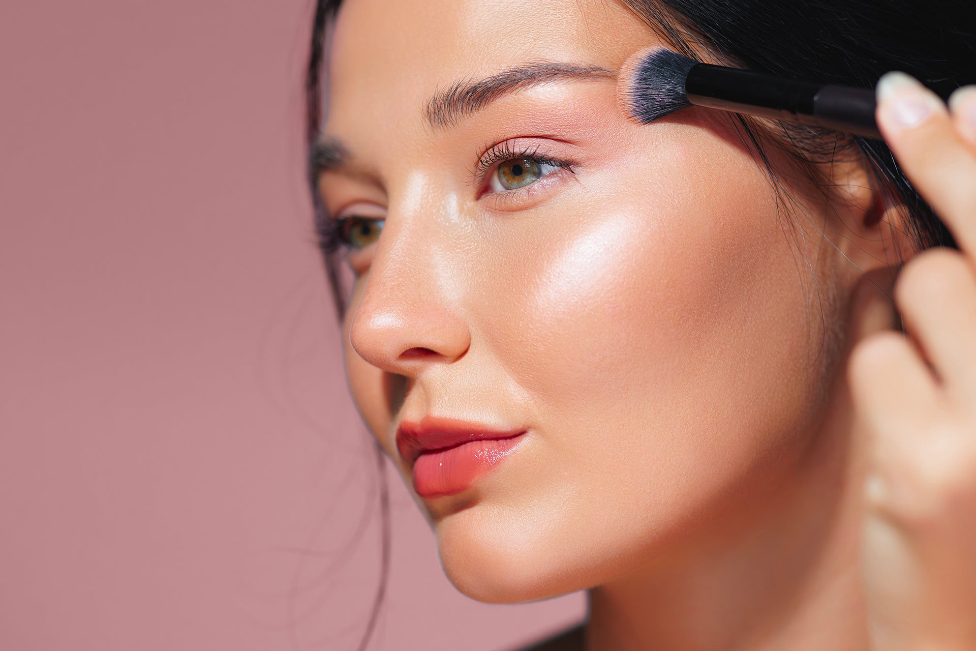 Hinh anh Clean Girl có tiếp tục là xu hướng trang điểm được săn đón trong năm 2026? 5