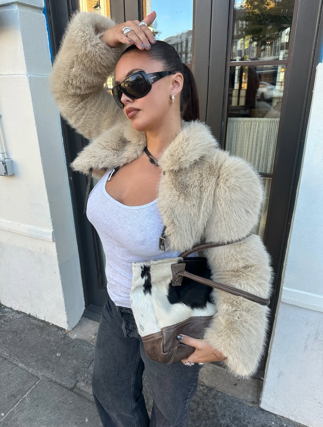 Hinh anh Áo lông: Từ điểm nhấn tiệc tùng đến item đa nhiệm mùa lạnh 13