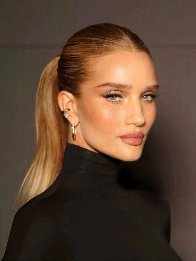 Hinh anh 5 layout trang điểm không ánh nhũ cho mùa lễ hội 7