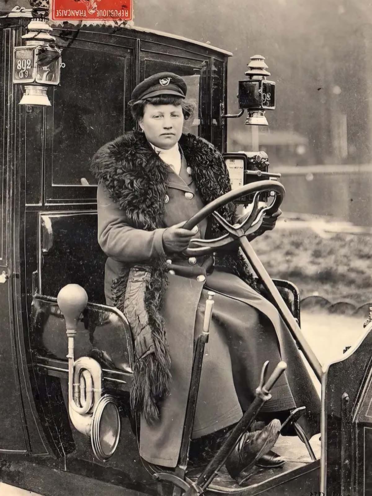 Hinh anh Người phụ nữ đã 'lái' Paris sang một kỷ nguyên khác 2