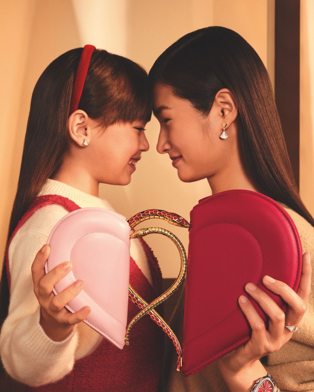 Hinh anh Lisa và Bvlgari: Tinh thần Bính Ngọ lan tỏa năng lượng nữ quyền 14