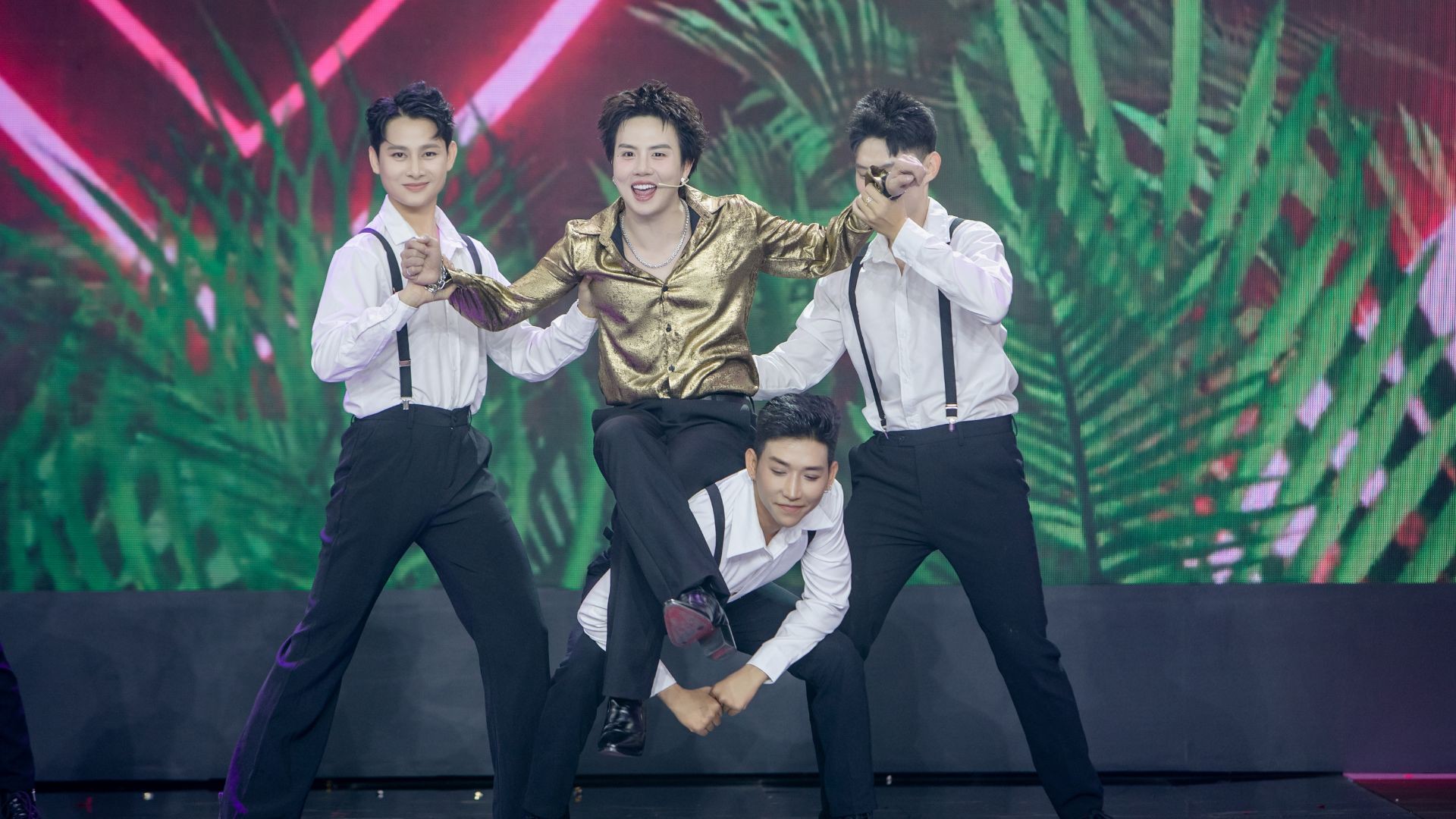 Hinh anh Gala Nhạc Việt Tết 2026 khởi động mùa Xuân bằng ‘bữa tiệc’ âm nhạc đa sắc 4