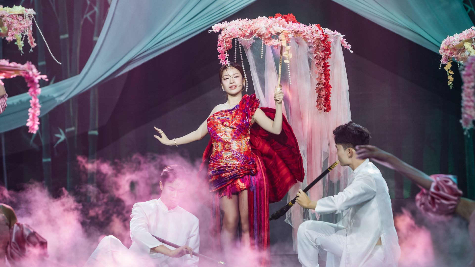 Hinh anh Gala Nhạc Việt Tết 2026 khởi động mùa Xuân bằng ‘bữa tiệc’ âm nhạc đa sắc 5