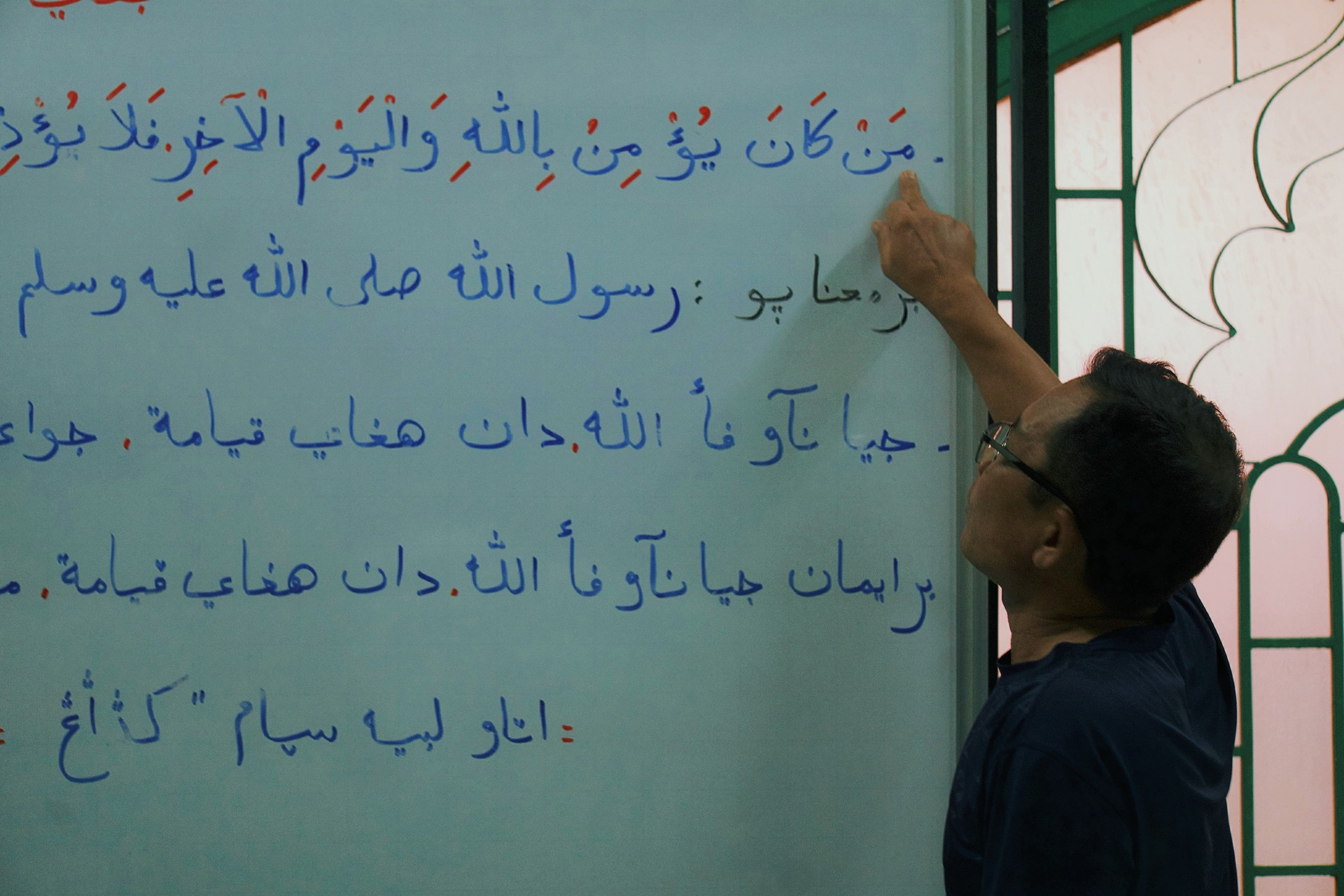 Hinh anh ‘Chợ ẩm thực Hồi giáo’ trong tháng chay Ramadan: Nhịp đập đức tin giữa phố thị 11