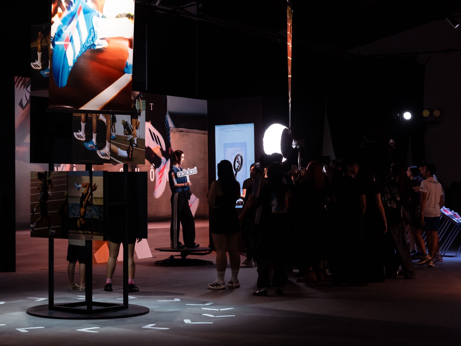 Hinh anh 'Vào guồng' cùng adidas ADIZERO EVO SL trong không gian trải nghiệm đa giác quan 4