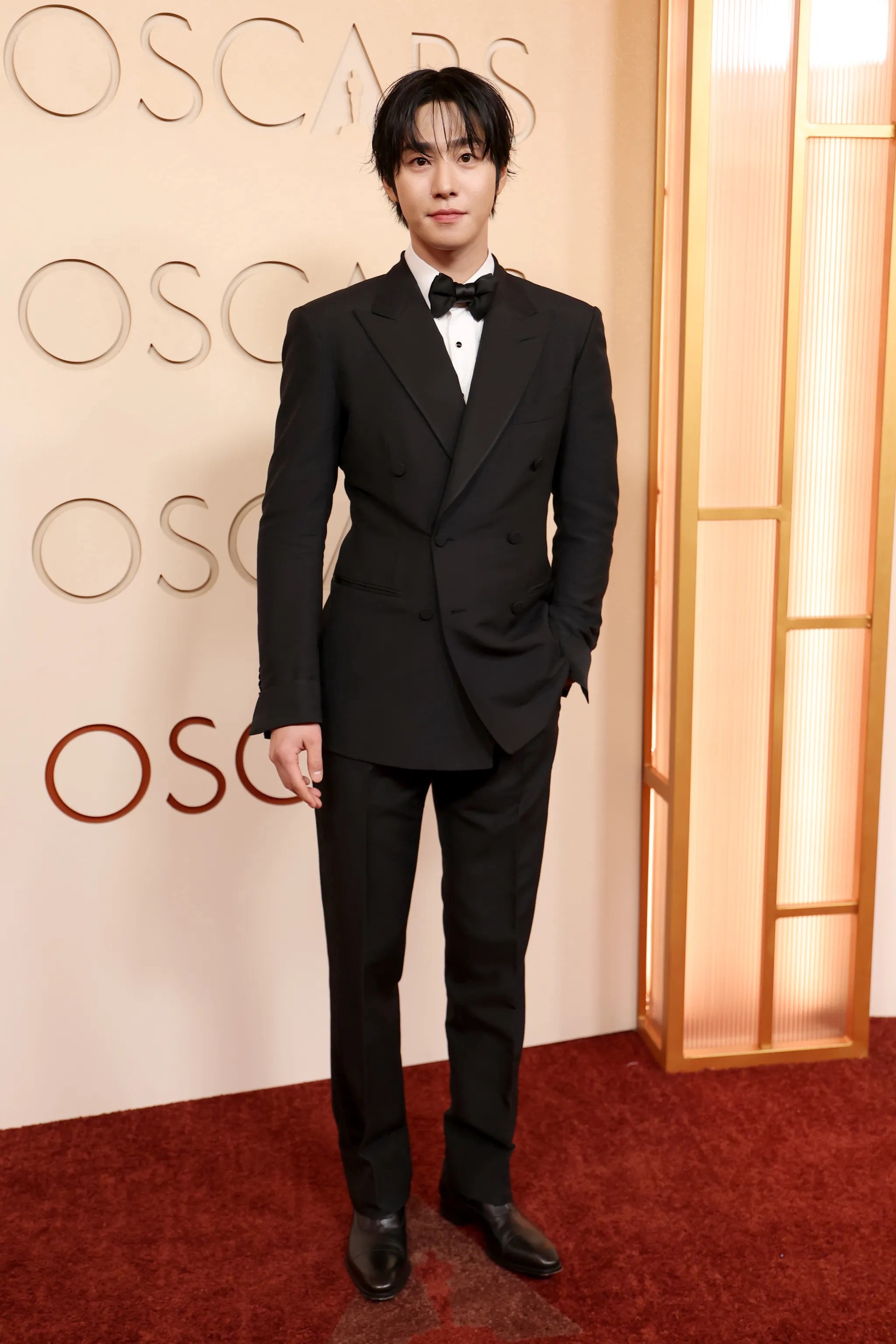 Hinh anh Oscar 2026: Lãnh địa của CHANEL, Dior và các tài tử cũng “lên đồ” ấn tượng 43